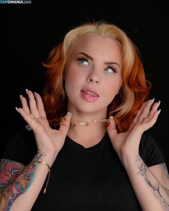 Emilie Brooklyn / emiliebrooklyn_ Nud OnlyFans  Fotografie scursă #2