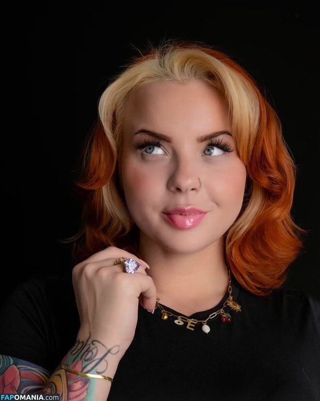 Emilie Brooklyn / emiliebrooklyn_ Nud OnlyFans  Fotografie scursă #3