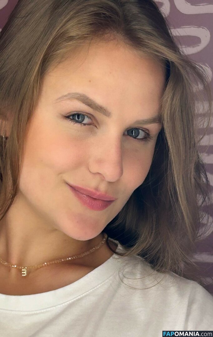 Emilly Schellmann / _emillyschellmann Nud OnlyFans  Fotografie scursă #31