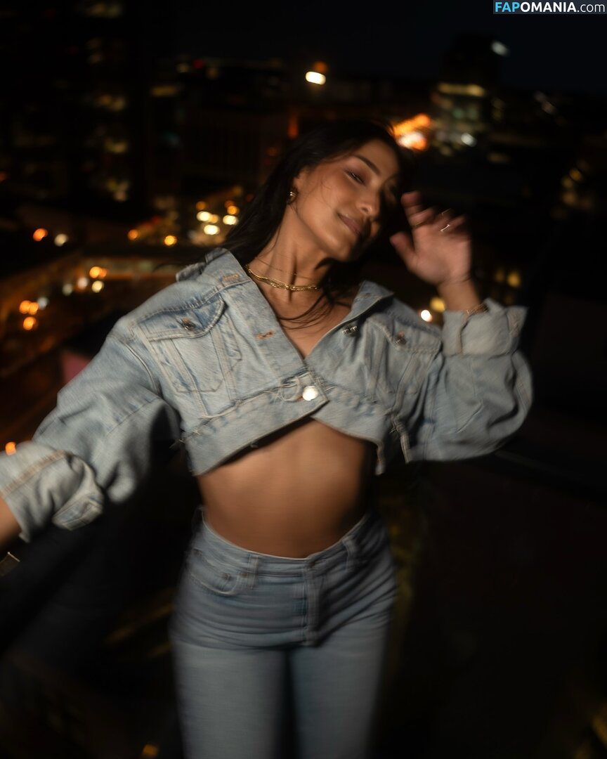 Emily Alabi / emilyalabi / https: Nud OnlyFans  Fotografie scursă #14