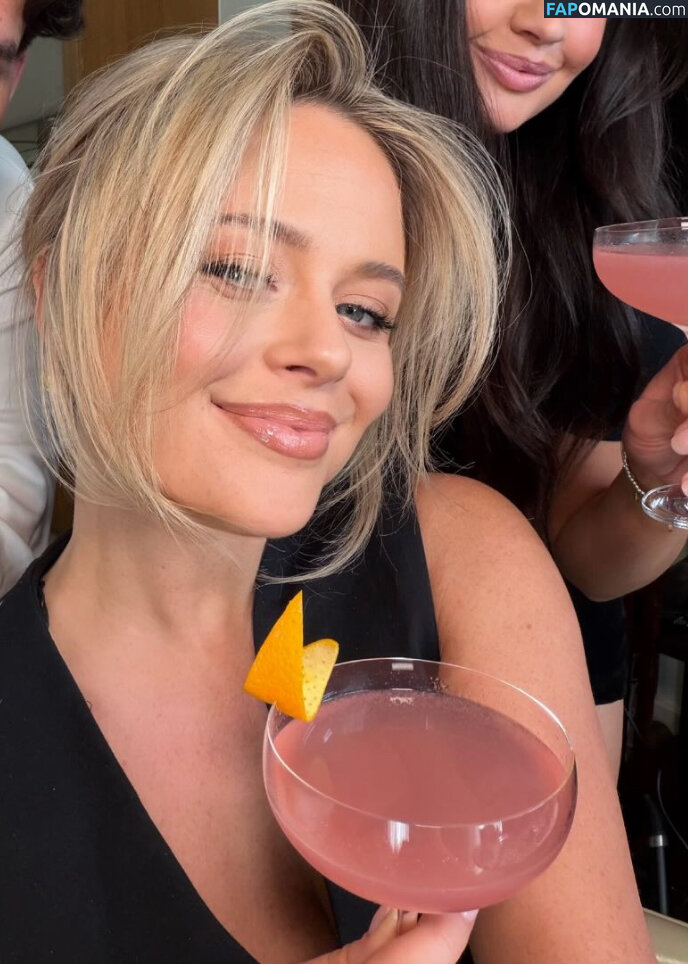 Emily Atack / emilyatack Nud OnlyFans  Fotografie scursă #15