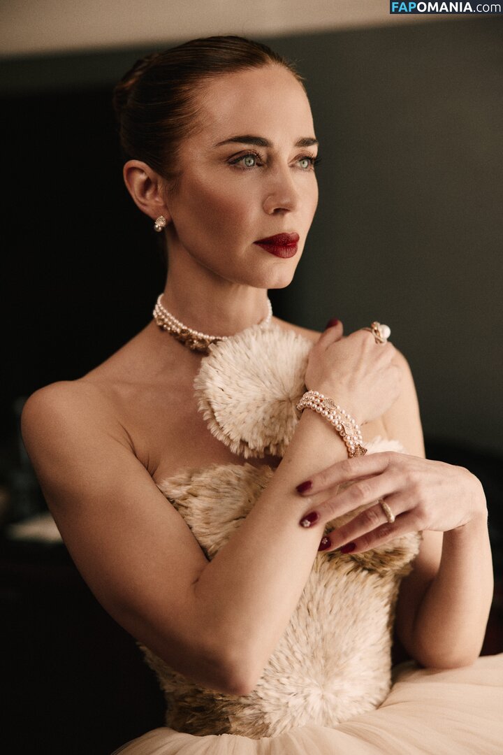 Emily Blunt / _emily_blunt_ / twogirlsoneblunt Nud OnlyFans  Fotografie scursă #460