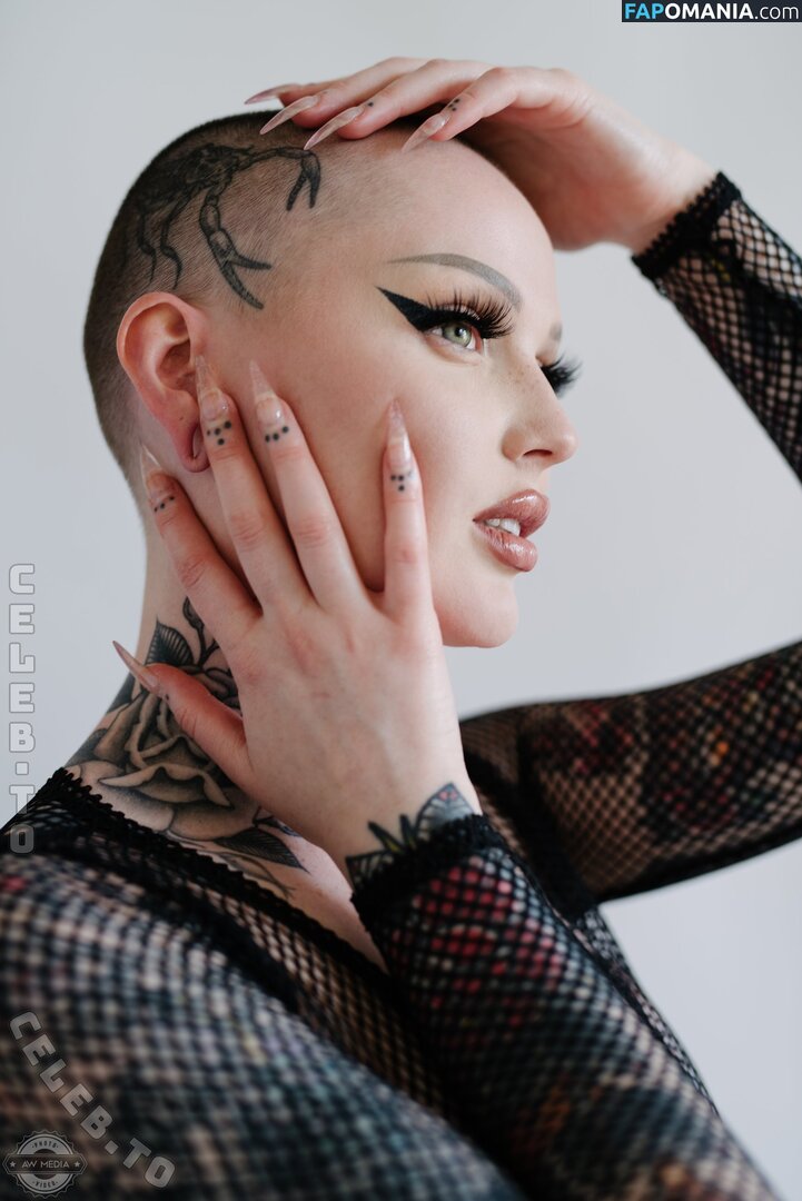Emily Boring / embodoe / https: Nud OnlyFans  Fotografie scursă #5