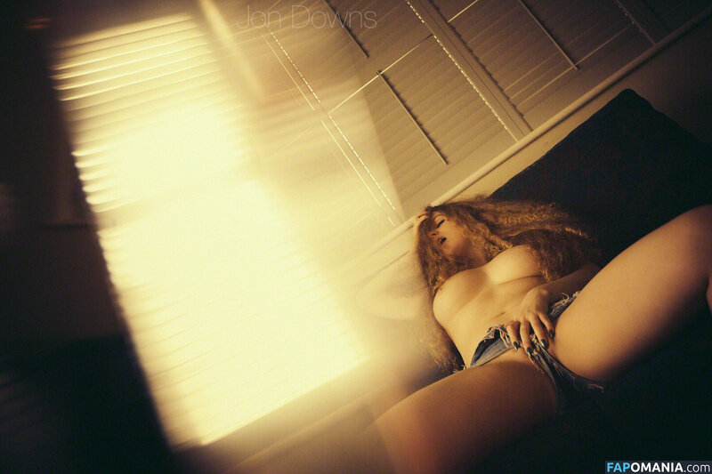 Emily Hamilton Nud OnlyFans  Fotografie scursă #4