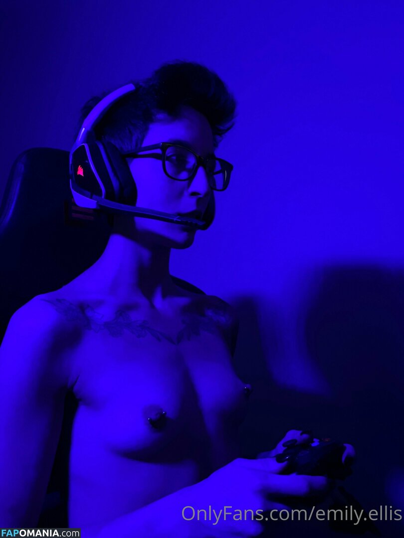 emily.kat / miliya18 Nud OnlyFans  Fotografie scursă #27