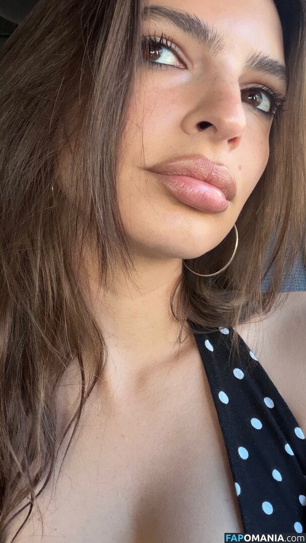 Emily Ratajkowski / Officialemilyratajkowski / emrata / https: Nud OnlyFans  Fotografie scursă #14