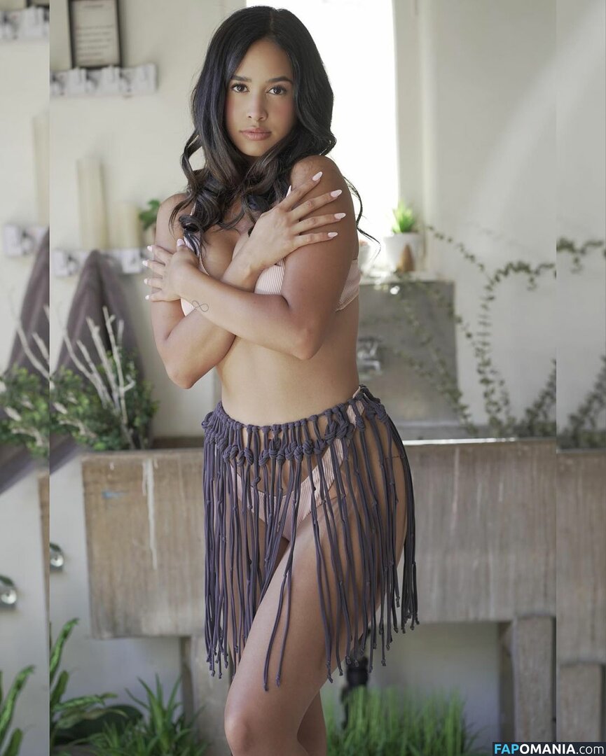 Emily Tosta / emilytosta Nud OnlyFans  Fotografie scursă #153