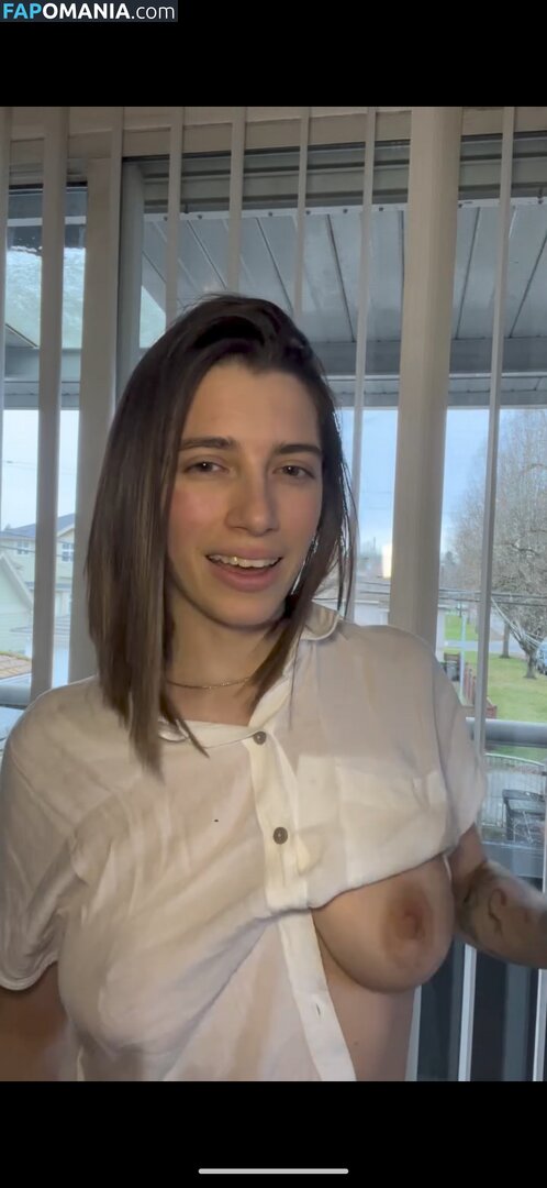 Emily Winterfell / emilysylraa / emilywinterfell / emilyxvirel / emilyxvirel... Nud OnlyFans  Fotografie scursă #6