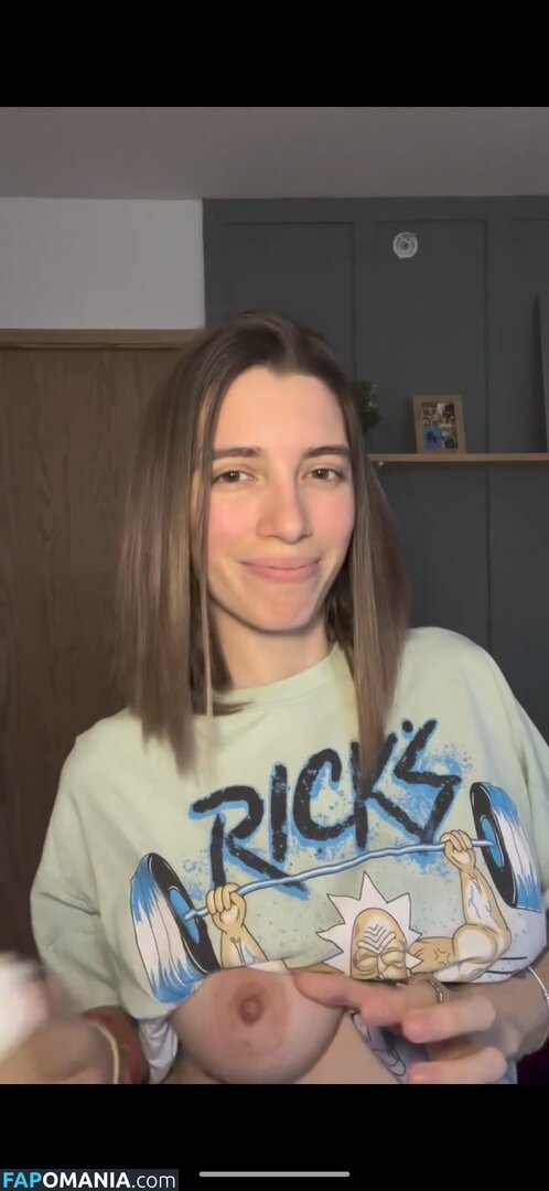 Emily Winterfell / emilysylraa / emilywinterfell / emilyxvirel / emilyxvirel... Nud OnlyFans  Fotografie scursă #15