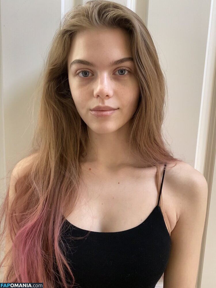 Bradpittsgf / Emma Beardsley / emmabbeardsley Nud OnlyFans  Fotografie scursă #19