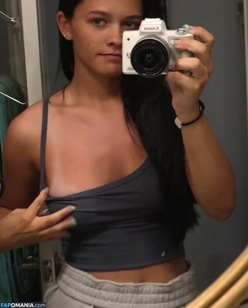 Emma Marie Nud OnlyFans  Fotografie scursă #3