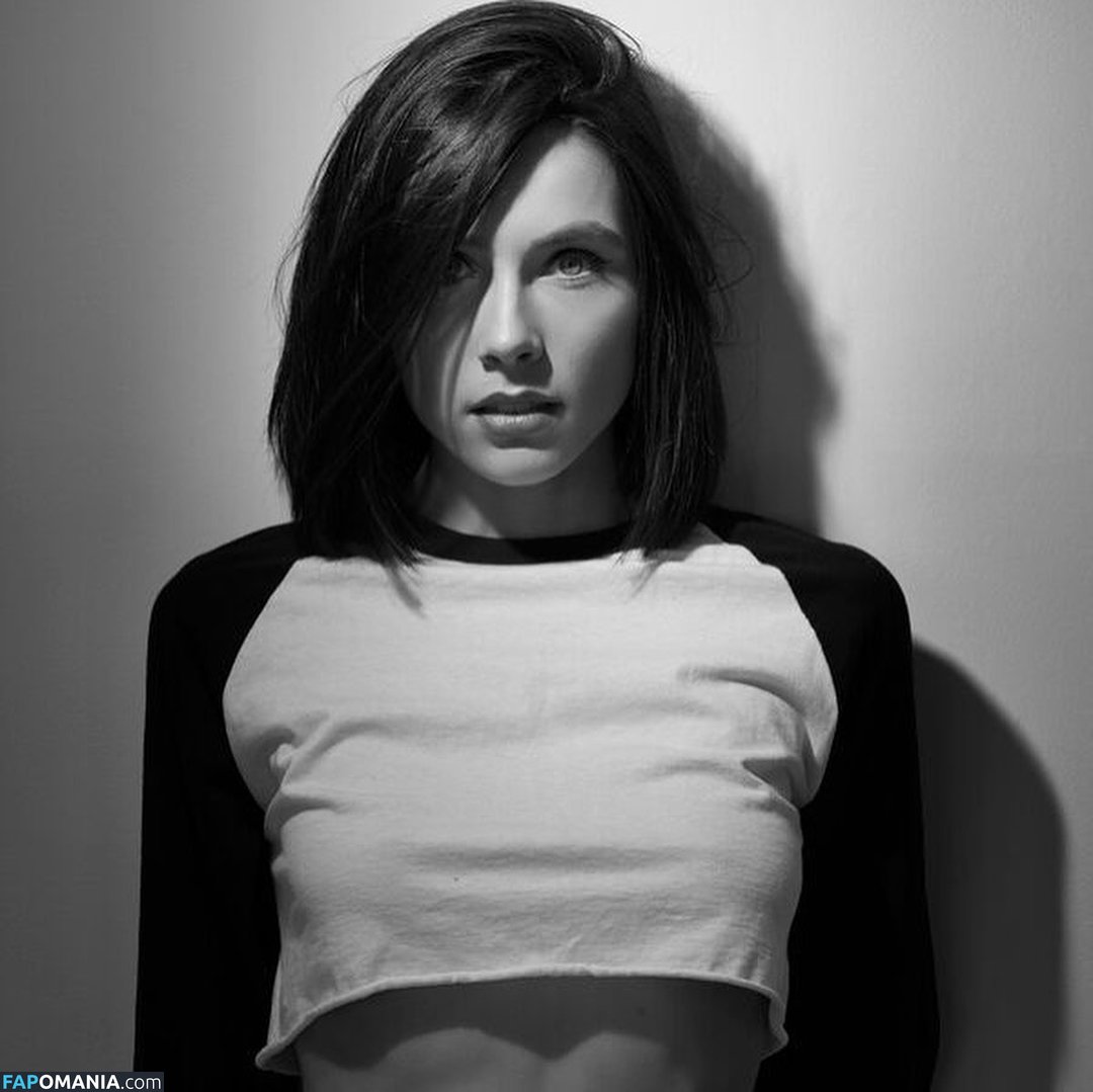 Emma Victoria Louise / emmaloulou / emmavictoriaaax / user Nud OnlyFans  Fotografie scursă #3