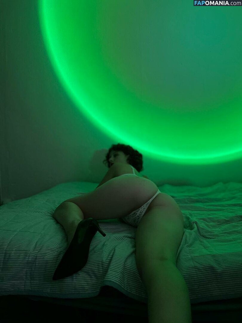 Emma_calypso / emma_calypsoo / emmacalypsoo / emmaclps Nud OnlyFans  Fotografie scursă #8
