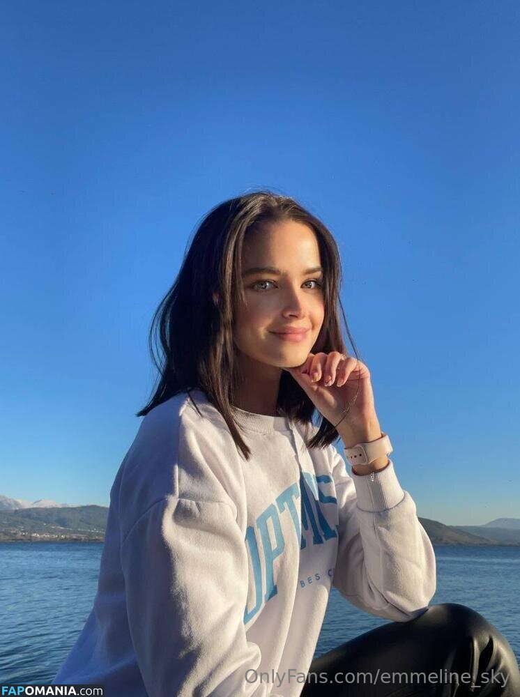 emmeline_sky Nud OnlyFans  Fotografie scursă #13