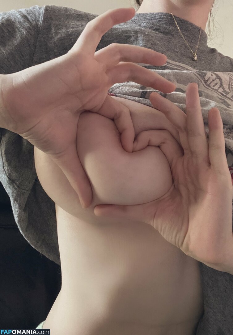 Emmia / eMillieNSFW / emmaskies Nud OnlyFans  Fotografie scursă #93