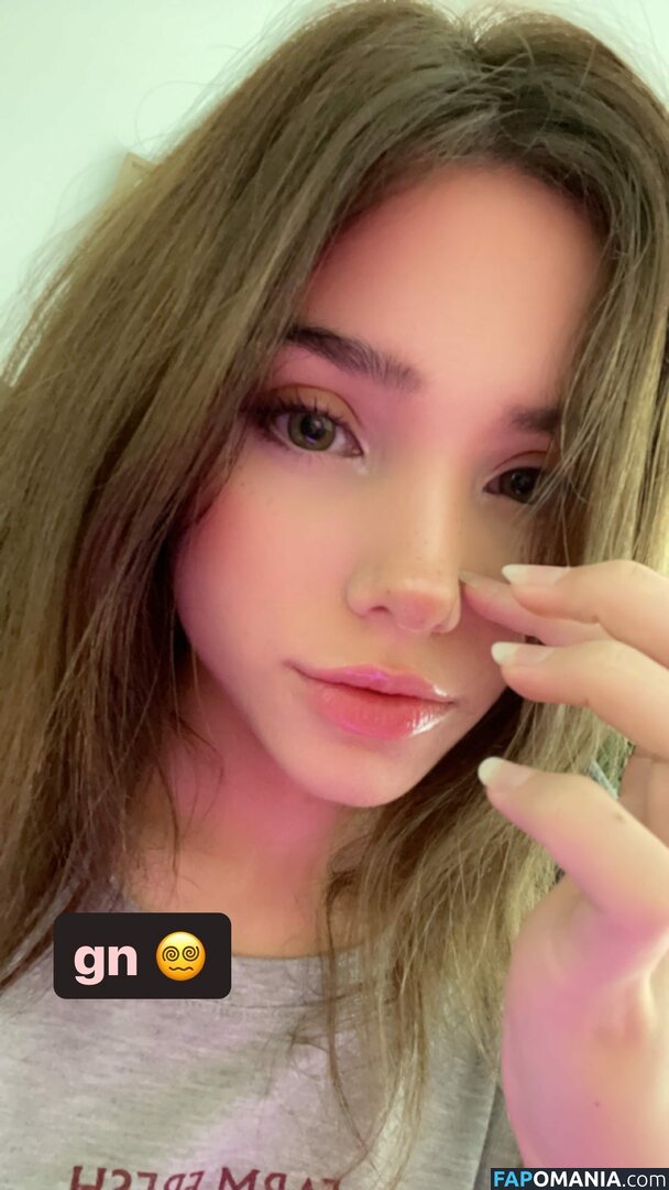 emmybeehz / emmyuh / emmyurr Nud OnlyFans  Fotografie scursă #5