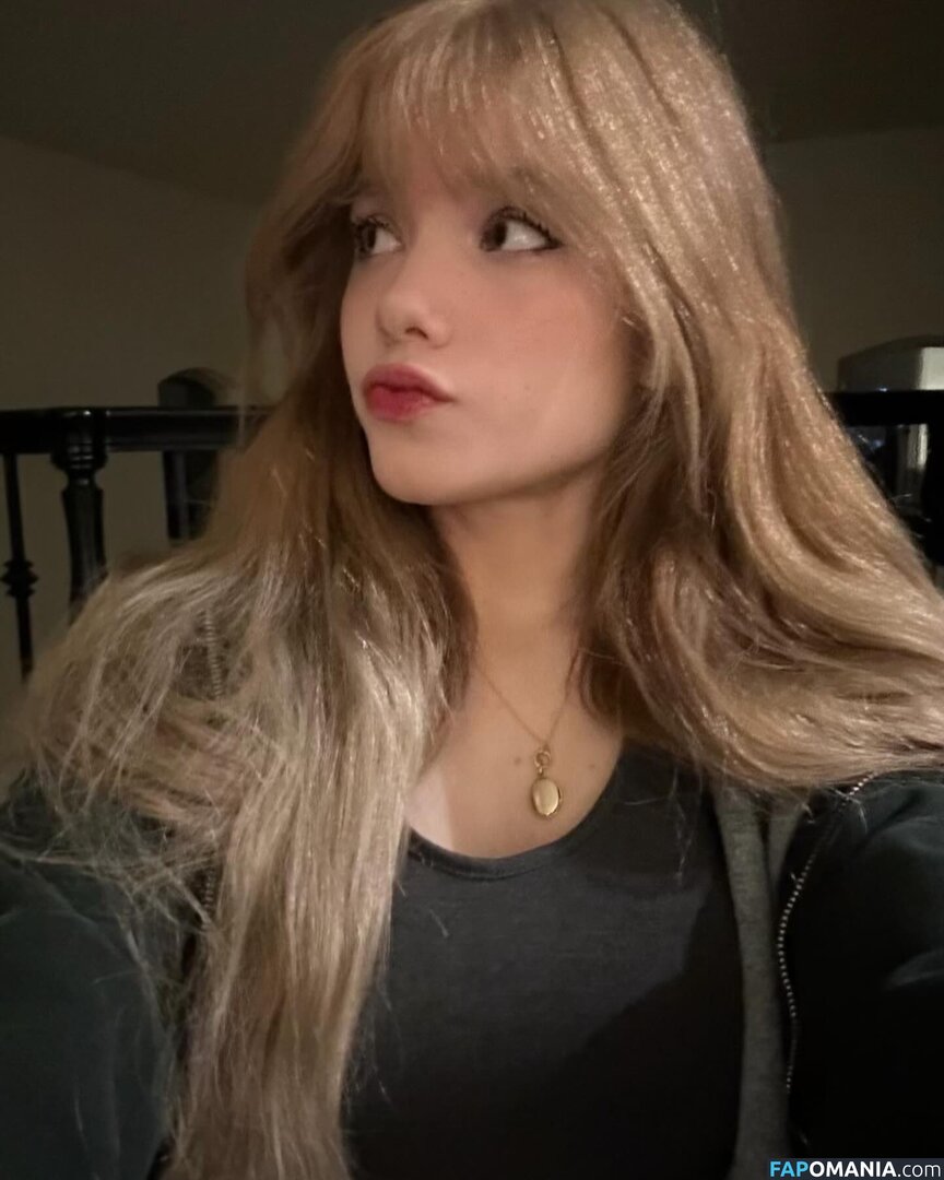 emmybeehz / emmyuh / emmyurr Nud OnlyFans  Fotografie scursă #125