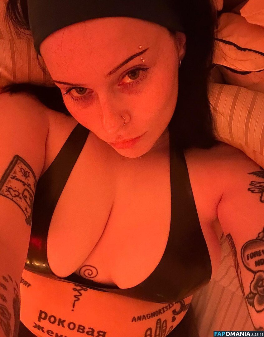 arianalgrande / emowag420 Nud OnlyFans  Fotografie scursă #2