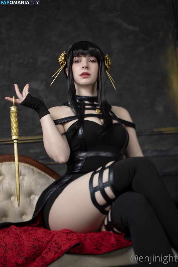 Enji Night Nud OnlyFans  Fotografie scursă #2