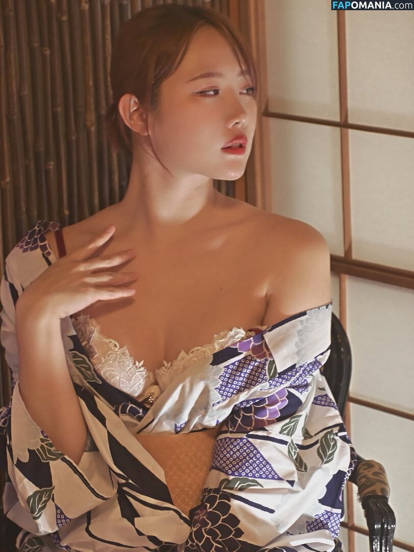 Erika Momoyama / eri0208i / erika_momoyama Nud OnlyFans  Fotografie scursă #2