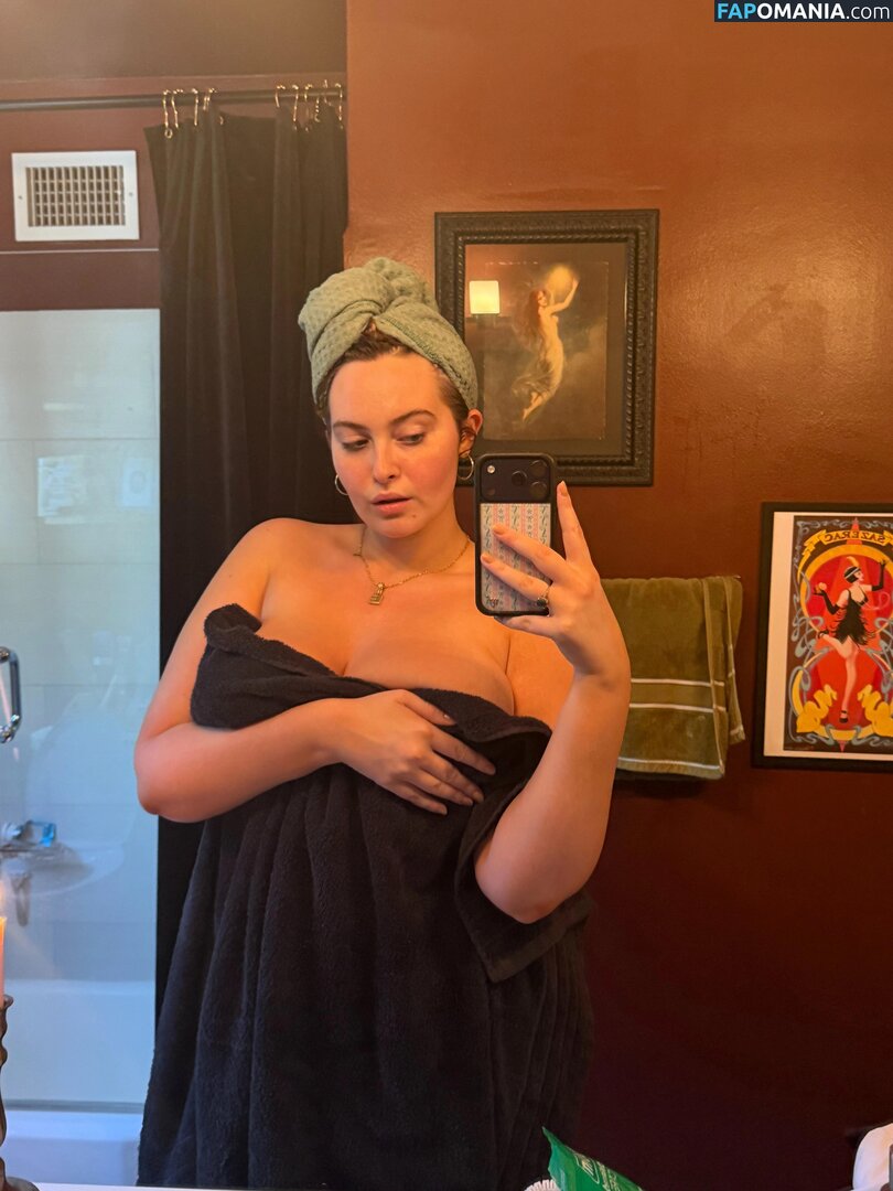 Erinmhk / erinmarleyklay / noterinmhk Nud OnlyFans  Fotografie scursă #104