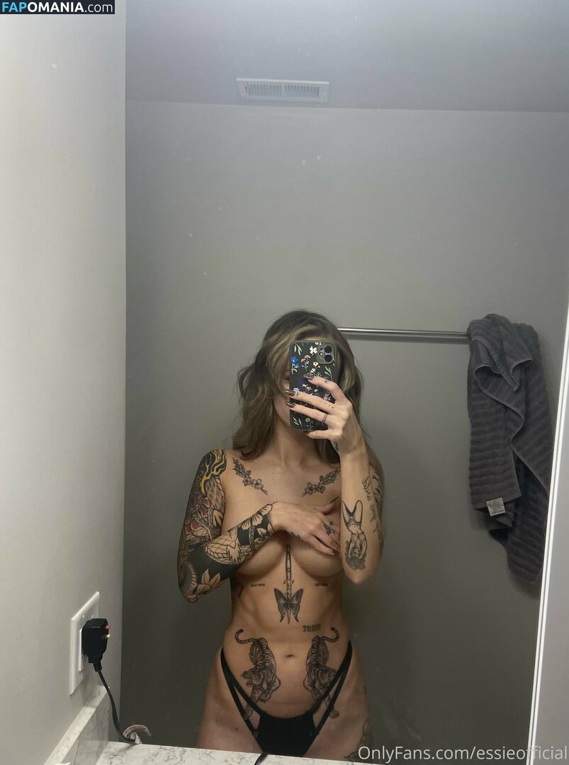 Essieofficial / essie Nud OnlyFans  Fotografie scursă #30