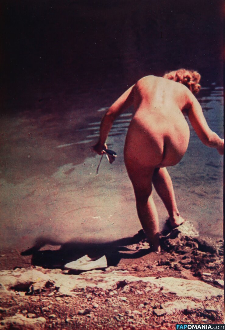 Eva Braun Nud OnlyFans  Fotografie scursă #1