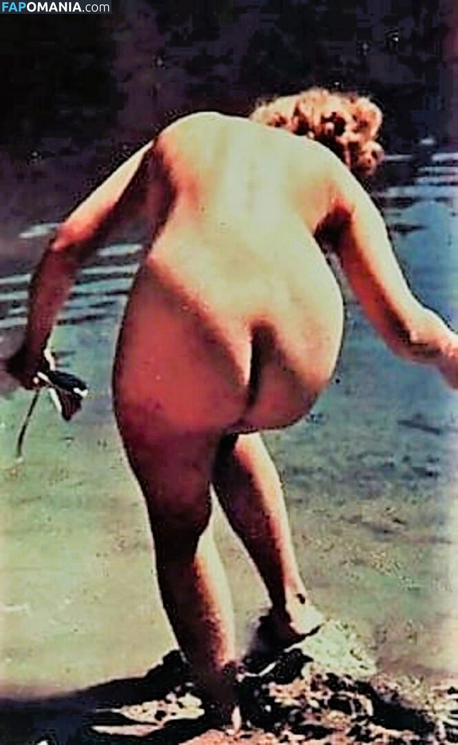 Eva Braun Nud OnlyFans  Fotografie scursă #4