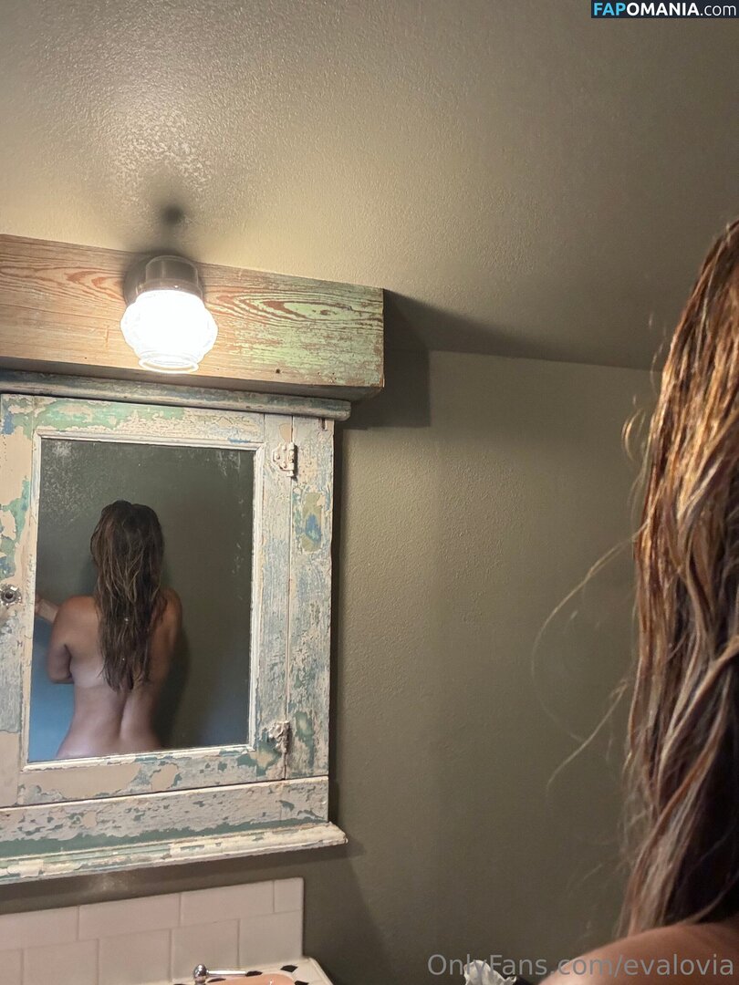 Eva Lovia / Fallinlovia / evalovia / https: Nud OnlyFans  Fotografie scursă #1746