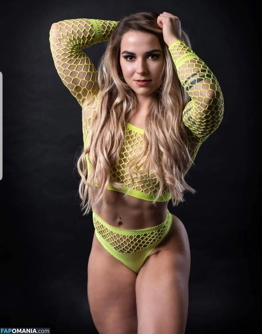 Eva Maes / crossfit_nurse / maeseva_ Nud OnlyFans  Fotografie scursă #3
