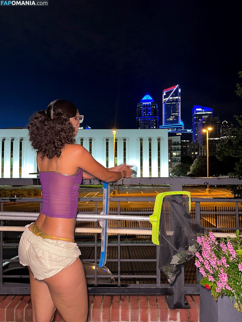 eliana / ewmxt / lalayravo / woahnatty Nud OnlyFans  Fotografie scursă #65