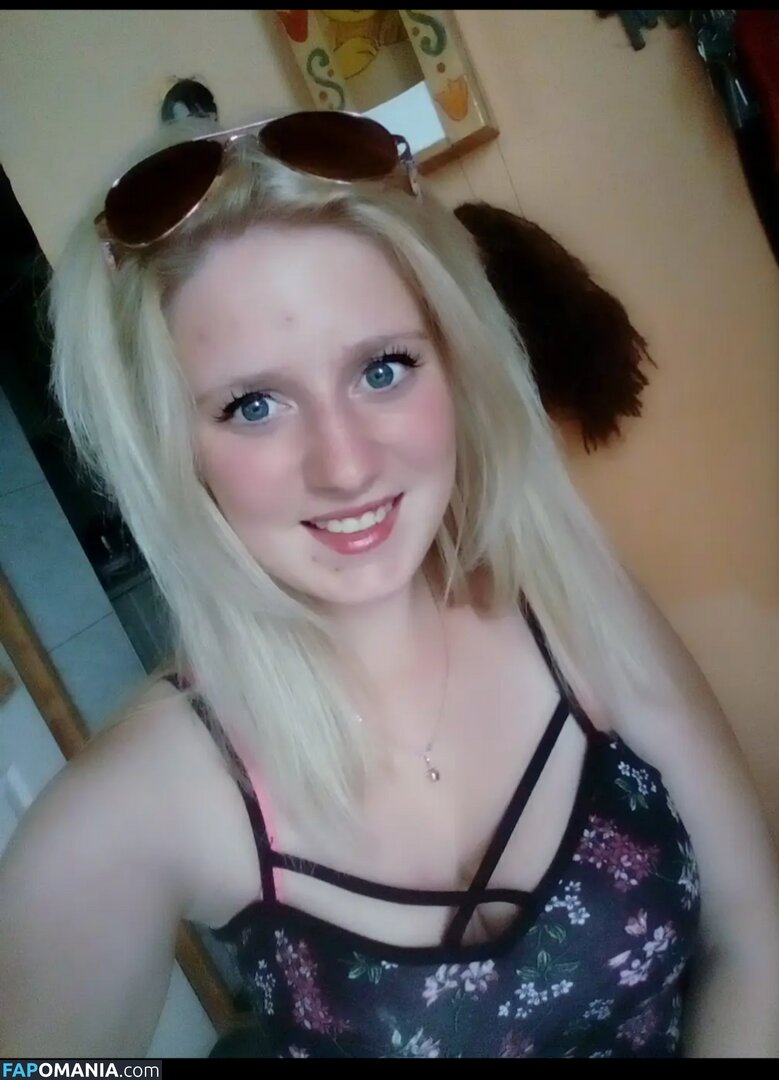 Fehérvári Lányok / Fejér Megyei / Székesfehérvári / sebestyenbianka1 Nud OnlyFans  Fotografie scursă #13