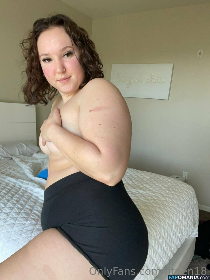 fiteen18 / nikinina178 Nud OnlyFans  Fotografie scursă #10