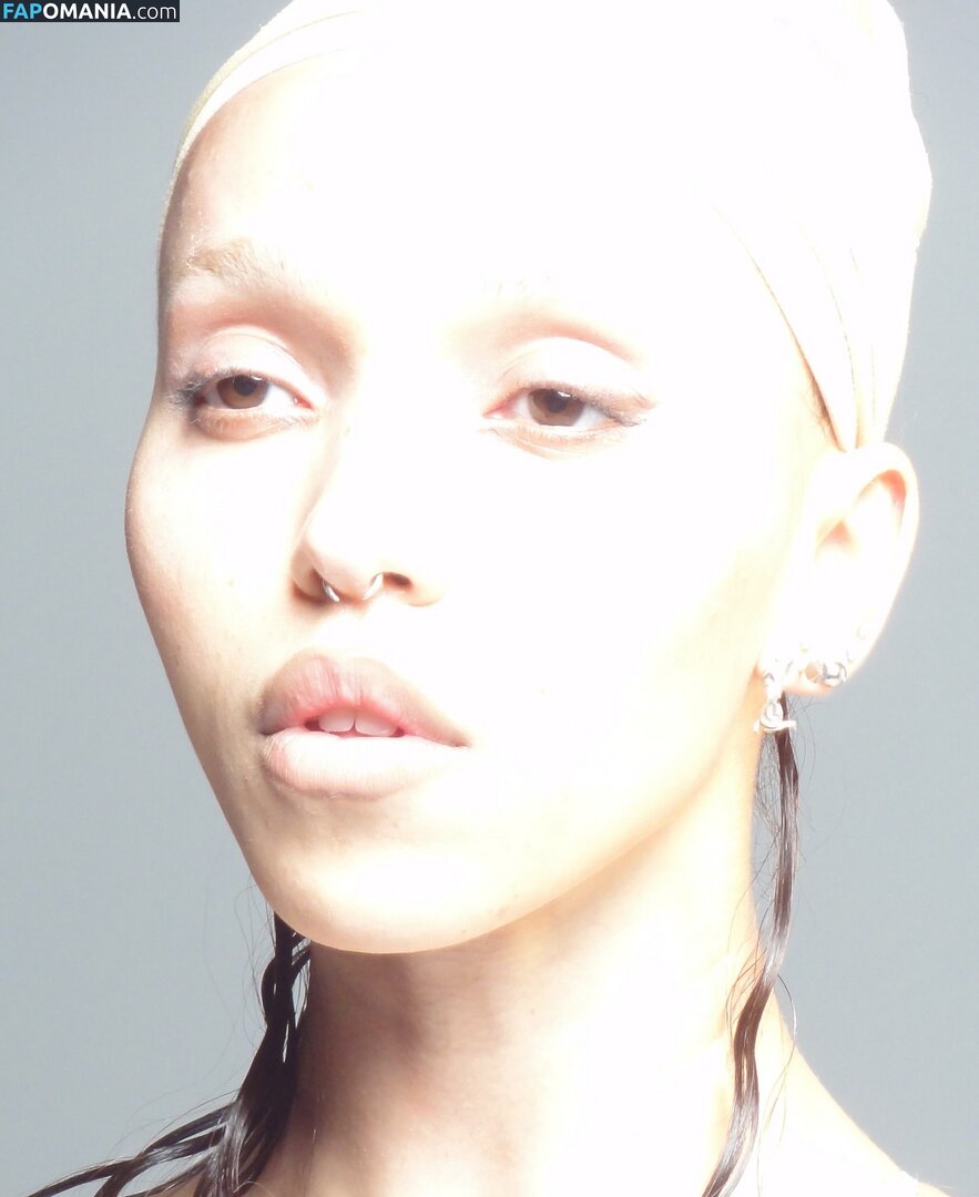 FKA Twigs / FKAtwigs Nud OnlyFans  Fotografie scursă #4