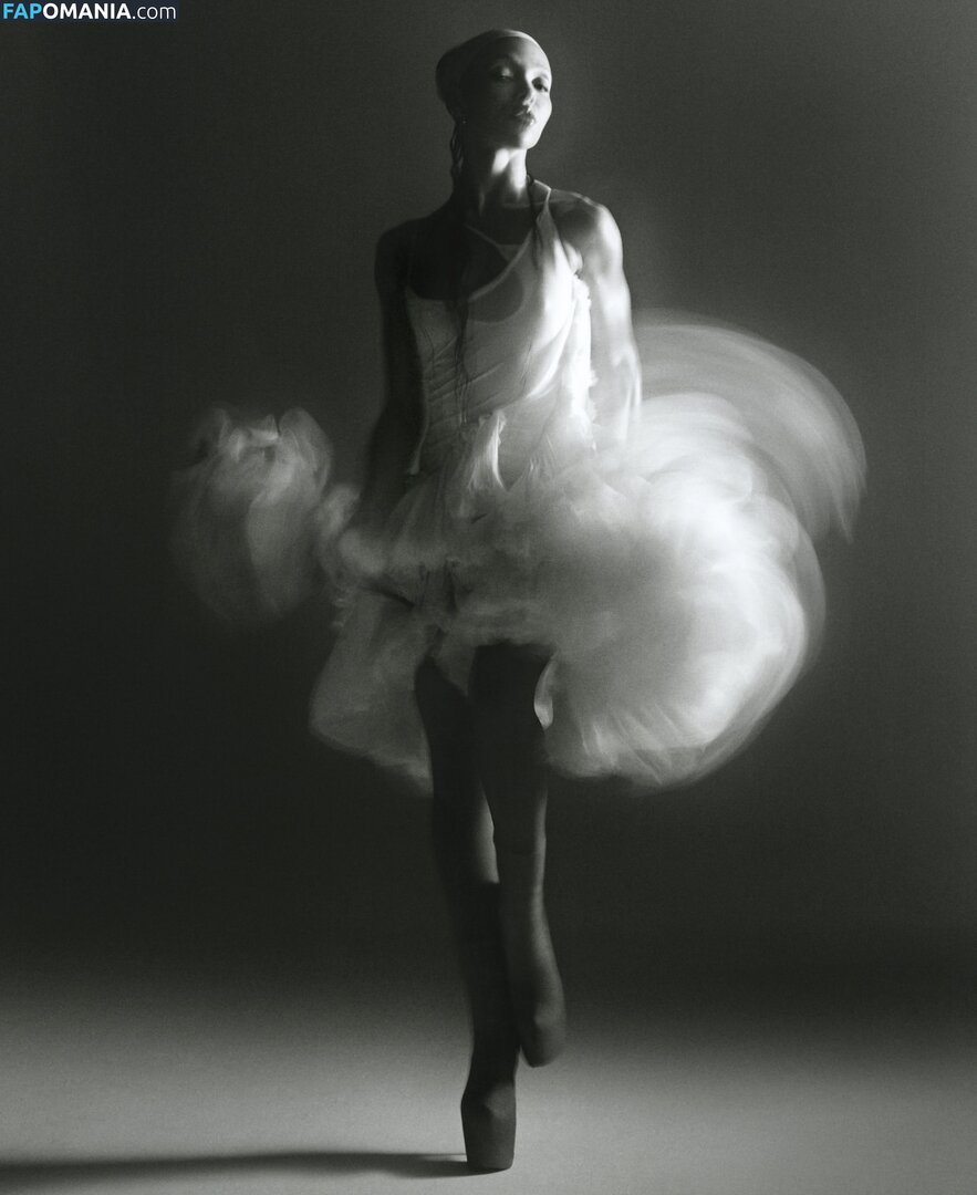 FKA Twigs / FKAtwigs Nud OnlyFans  Fotografie scursă #6