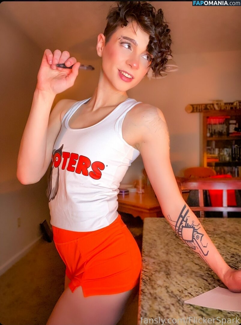 Flickerspark / flickerspark_ / https: Nud OnlyFans  Fotografie scursă #32