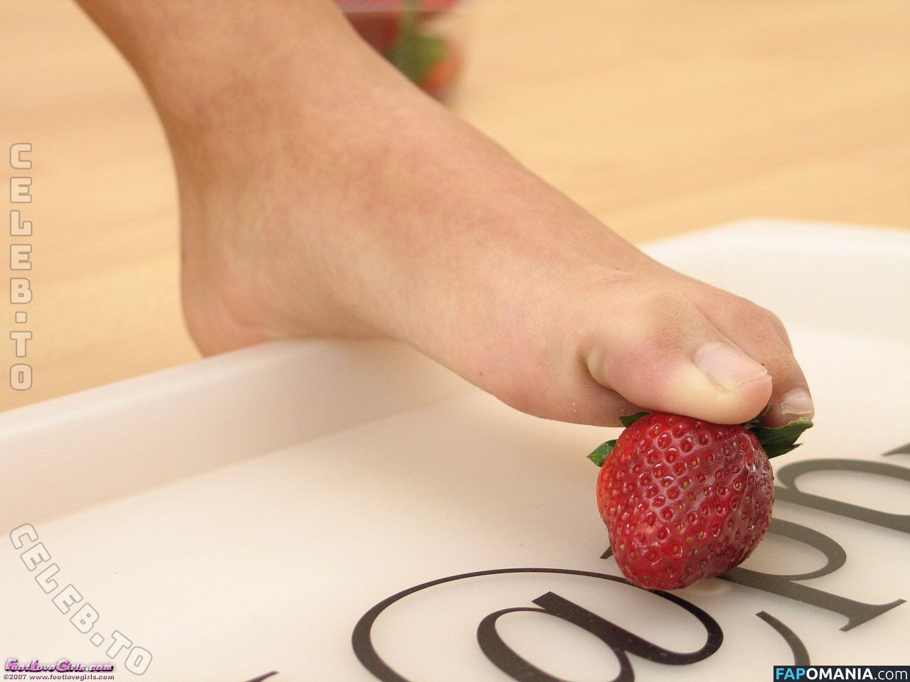 Footlovegirls Nud OnlyFans  Fotografie scursă #27