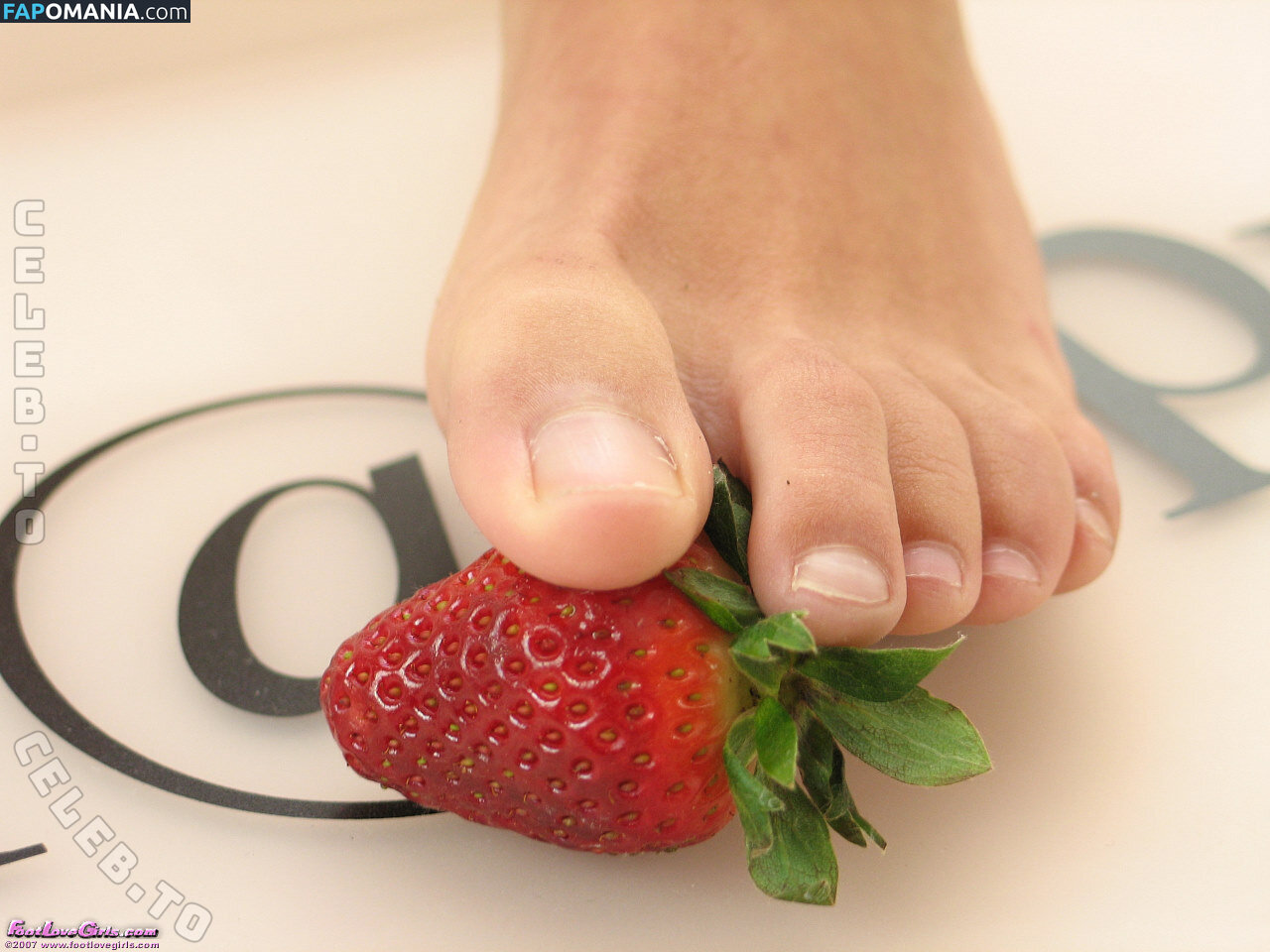 Footlovegirls Nud OnlyFans  Fotografie scursă #28