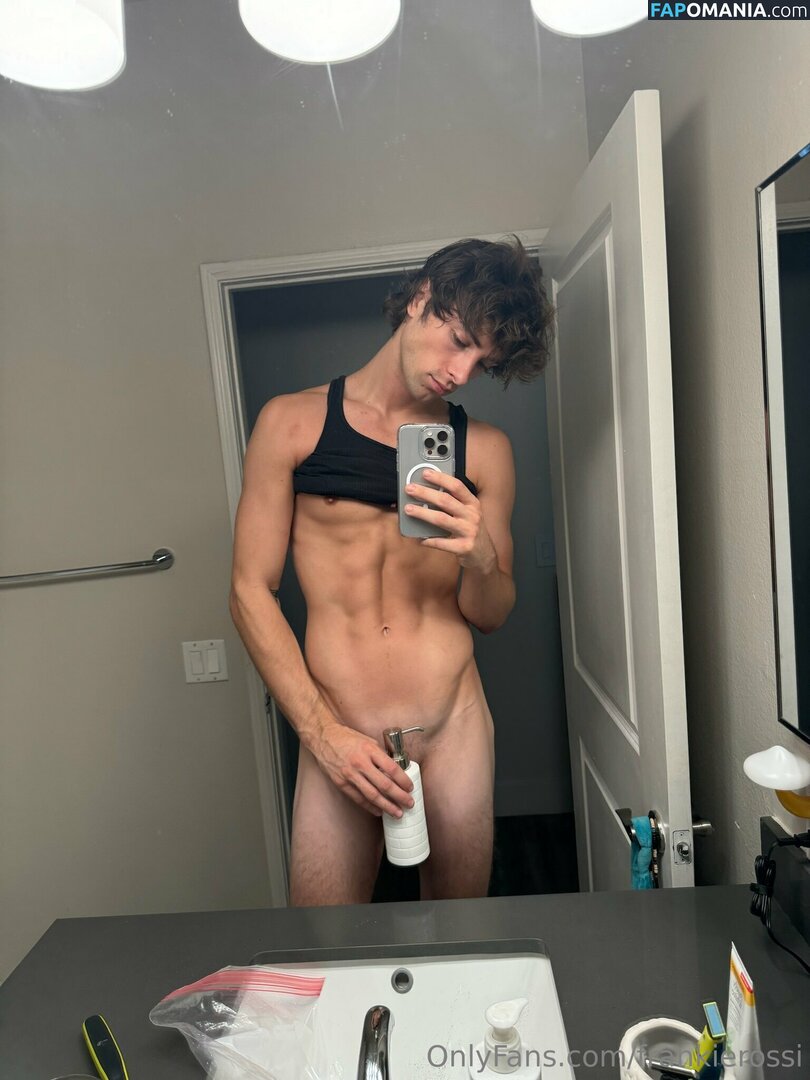 frankierossi / itsfrankierossi Nud OnlyFans  Fotografie scursă #12
