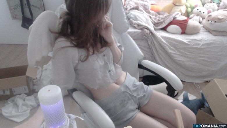 frenchbread1122 / frenchybread1122 / maple3944archive / maplebreadok Nud OnlyFans  Fotografie scursă #1