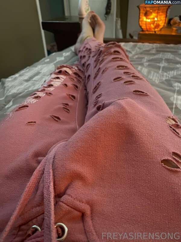 freyasirensong Nud OnlyFans  Fotografie scursă #4