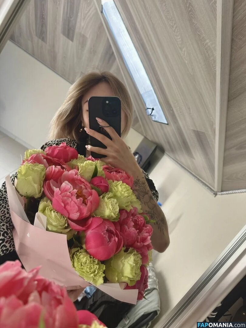 Future_Star / betty_ouh Nud OnlyFans  Fotografie scursă #7