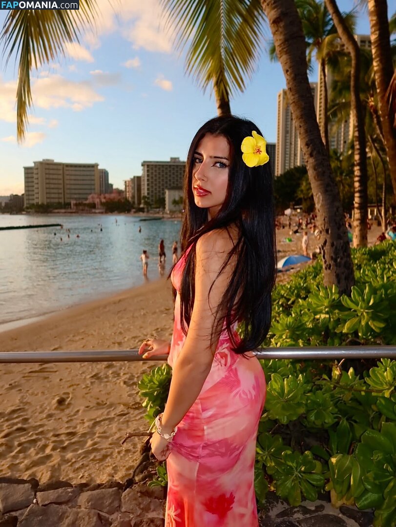 Gal Akbari / gal.qal / officialonlygal Nud OnlyFans  Fotografie scursă #1