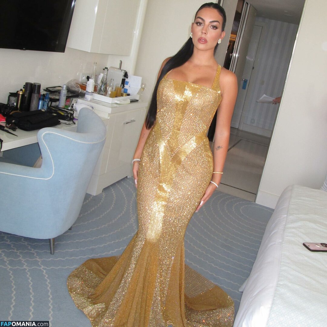 Georgina Rodriguez / georginagio Nud OnlyFans  Fotografie scursă #20
