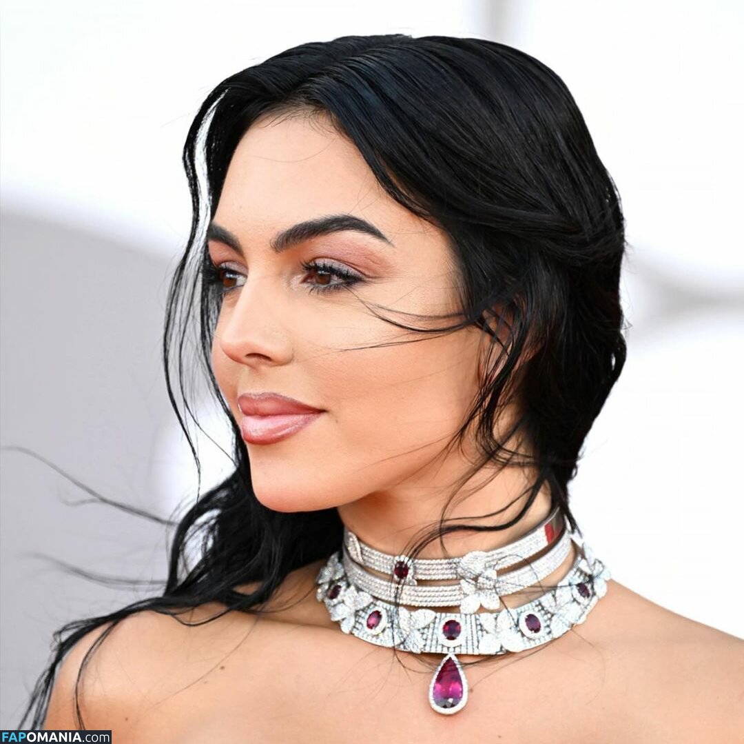 Georgina Rodriguez / georginagio Nud OnlyFans  Fotografie scursă #28