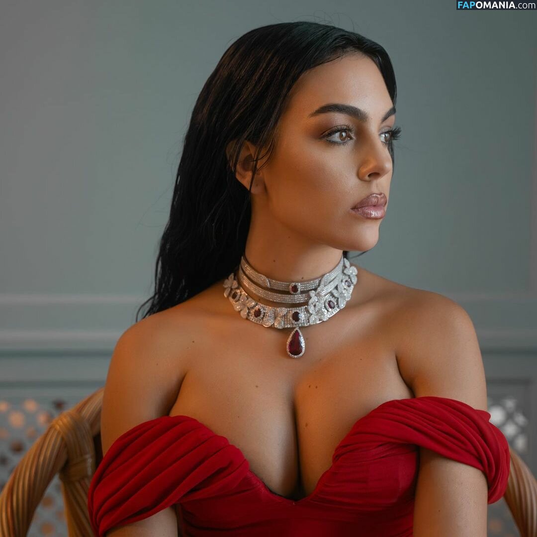 Georgina Rodriguez / georginagio Nud OnlyFans  Fotografie scursă #30