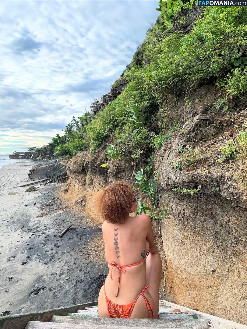 gissel1010 / gisselita.maradiaga / https: Nud OnlyFans  Fotografie scursă #4