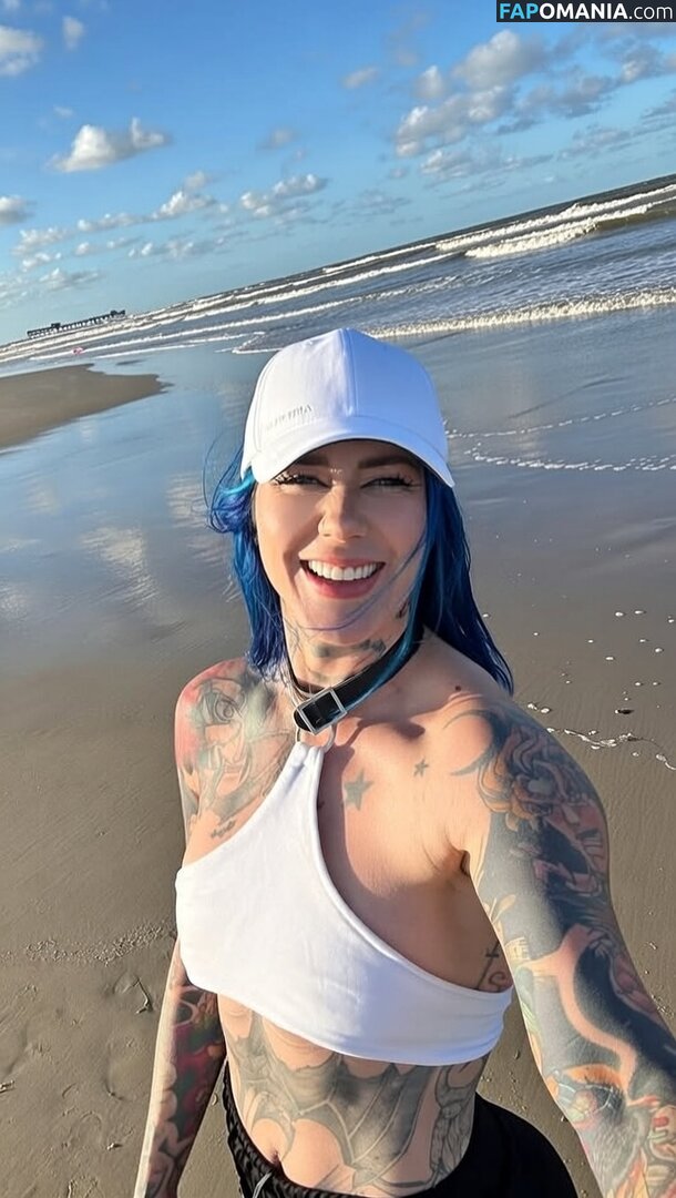 Giu Hellsing / GiuHellsing Nud OnlyFans  Fotografie scursă #21