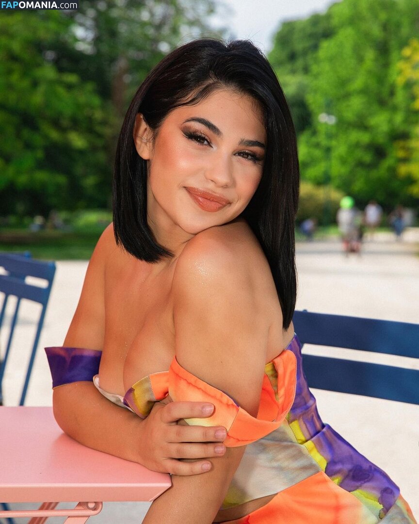 Giulia Sara Nud OnlyFans  Fotografie scursă #5