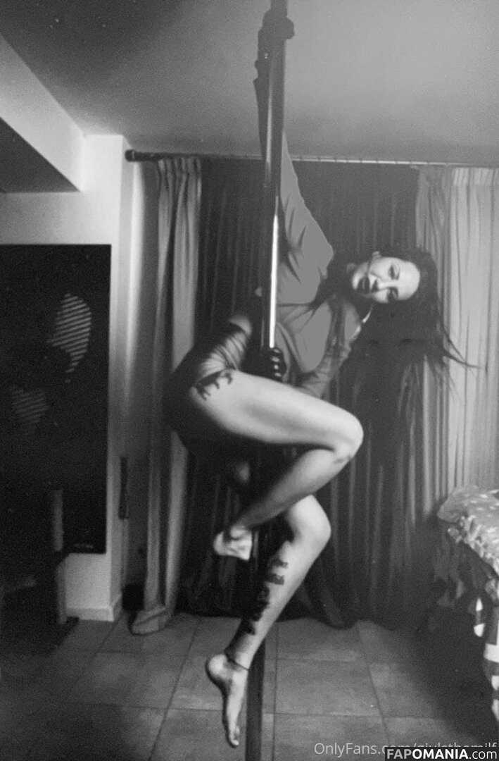 fierce_fancy_unfiltered / giulsthemilf Nud OnlyFans  Fotografie scursă #12